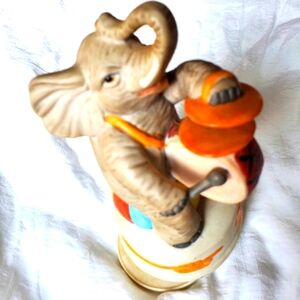 Working Vintage Ceramic Music Box Circus Elephant With Drum